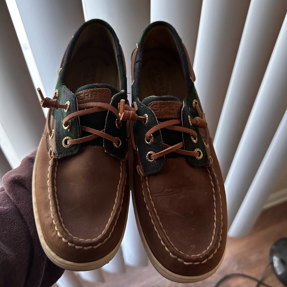 Sperry 7 in women